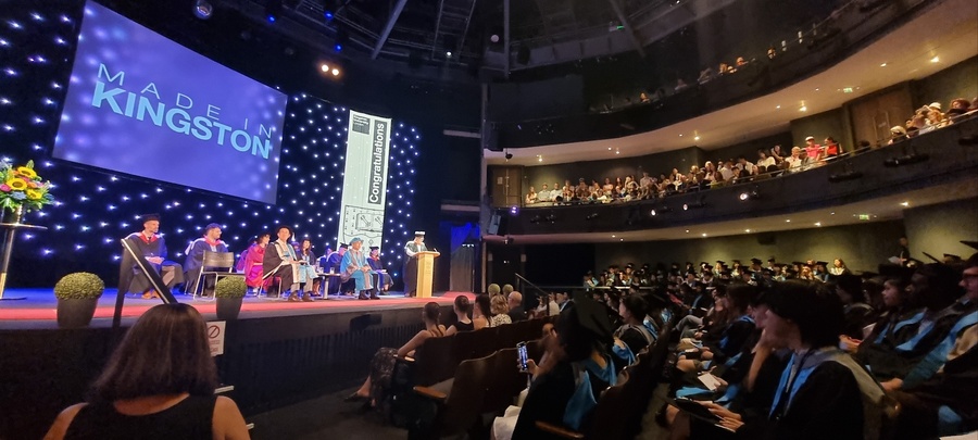 ▲ 지난 18일(현지시각) 영국 킹스턴대학교에서 열린 박영준 석좌교수의 명예박사학위 수여식.ⓒ광운대