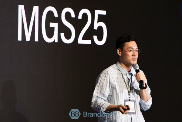 ▲ 장윤석 네이버 세일즈기획실장이 5일 코엑스에서 열린 모던 그로스 스택 2025에서 강연하고 있다. ⓒ서성진 기자