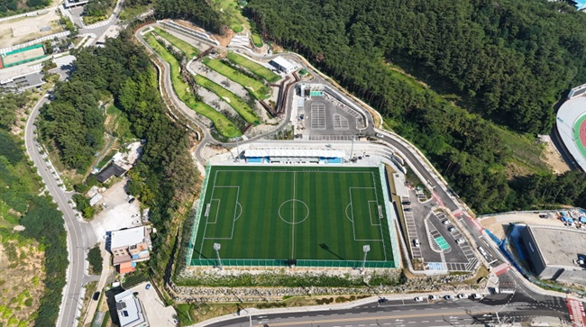 ▲ 교동 262-4번지 일원 8만8370㎡ 부지에 조성한 생활문화체육공원 전경.ⓒ삼척시