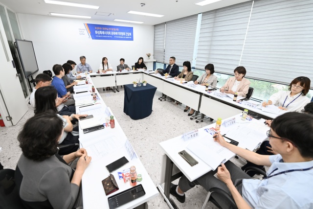 ▲ 지역사회 평생교육 활성화를 위한 정책 간담회ⓒ화성시의회 제공