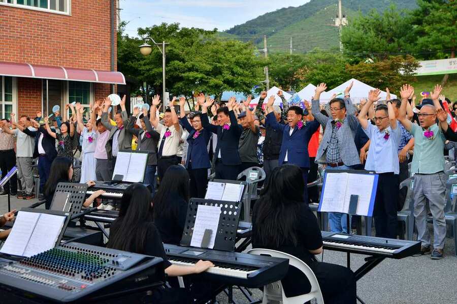 ▲ 관객들의 만세삼창ⓒ장성군 제공