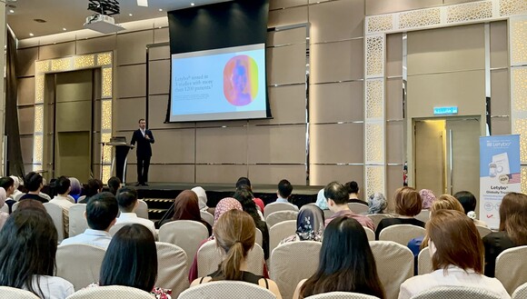 ▲ 휴젤이 말레이시아에서 개최한 '레티보' 론칭 행사 모습. ⓒ휴젤