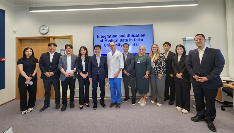 ▲ 강원자치도 방문단이 지난 11일 에스토니아 내 유일한 대학병원인 타르투대학병원을 방문해 강원 에이아이(AI) 헬스케어 기업의 현지 실증 현장을 둘러봤다. ⓒ강원특별자치도