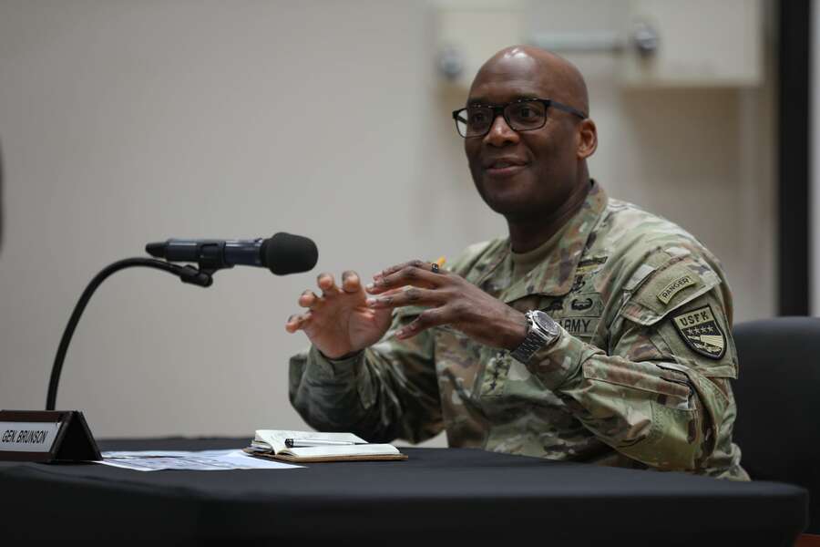 ▲ 제이비어 브런슨 주한미군 사령관이 지난 8월 8일 경기 평택시 캠프 험프리스에서 기자 간담회를 하고 있다. 지난해 12월 부임한 후 처음 가진 기자간담회다. 브런슨 미 육군대장은 “주한 미군 내 변화가 필요하다. 중요한 건 숫자가 아니라 역량”이라고 했다. ⓒ 주한미군 사령부