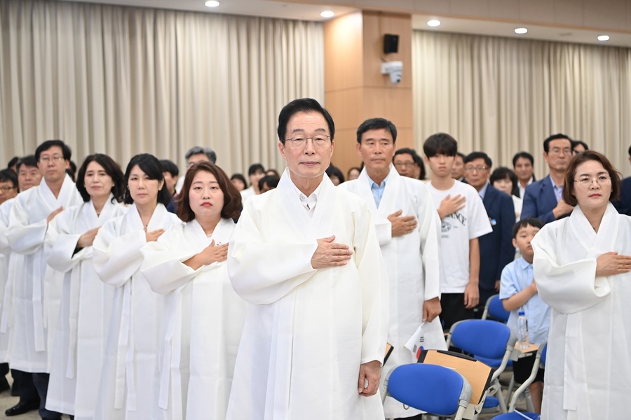 ▲ 임종식 교육감은 “광복 80주년을 맞아 울릉도와 독도에서 열리는 이번 음악회는 단순한 공연을 넘어, 역사교육과 문화예술의 만남을 통한 특별한 경험”이라고 말했다.ⓒ경북교육청
