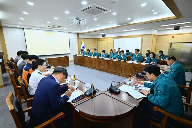 ▲ 워터밤 속초 2025 관계기관 대책회의 장면. ⓒ속초시