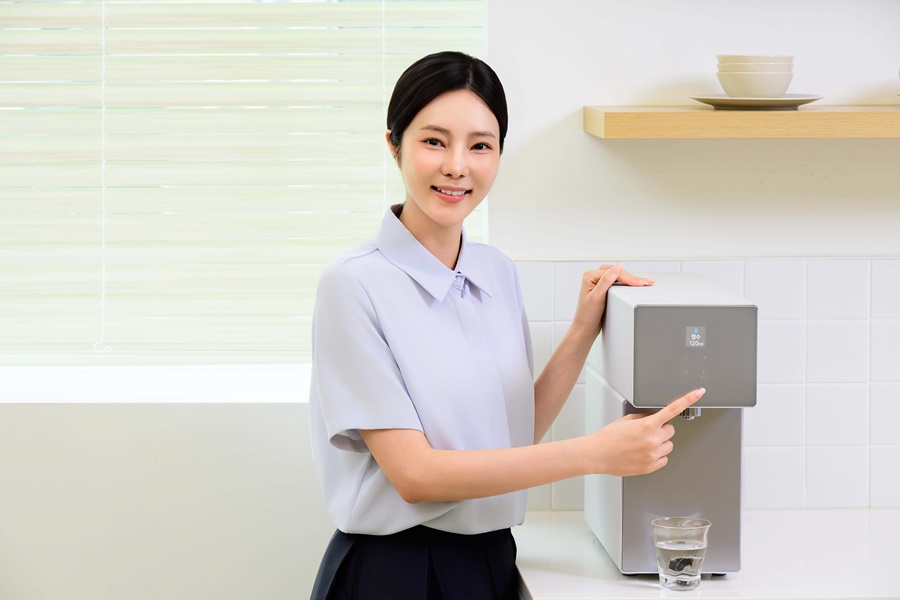 ▲ 삼성전자가 82종의 유해물질을 걸러내 안심하고 사용할 수 있는 '비스포크 AI 정수기 카운터탑'을 출시했다. ⓒ삼성전자