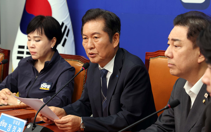 ▲ 정청래 더불어민주당 대표가 지난 6일 서울 여의도 국회에서 열린 최고위원회의에서 발언을 하고 있다.ⓒ뉴시스