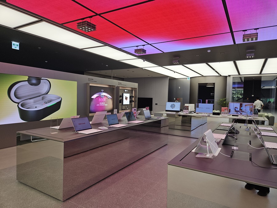 ▲ 서울 강남구 청담동 'LG전자 플래그십 D5' 내 위치한 제품 체험 공간ⓒ윤아름 기자