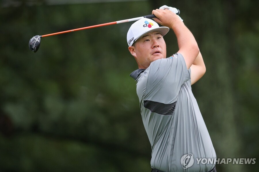 ▲ 임성재가 PGA 2025시즌 페덱스컵 플레이오프 최종전 투어 챔피언십 2라운드에서 공동 20위에 위치했다.ⓒ연합뉴스 제공