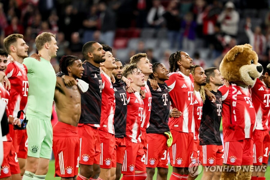 ▲ 바이에른 뮌헨 김민재가 1호 도움을 기록했으나 주전 경쟁에서 밀리는 모습을 드러내며 웃지 못했다.ⓒ연합뉴스 제공