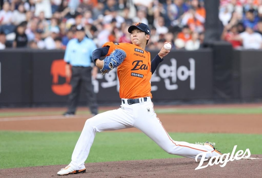 ▲ 한화가 20세 막내 황준서의 연패를 앞세워 SSG를 꺾고 6연패에서 벗어났다.ⓒ한화 이글스 제공