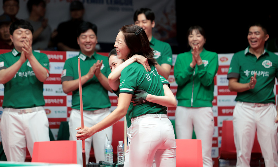 ▲ 프로당구 PBA 팀리그 하나카드가 2라운드 연속 우승에 가까이 다가섰다.ⓒPBA 제공