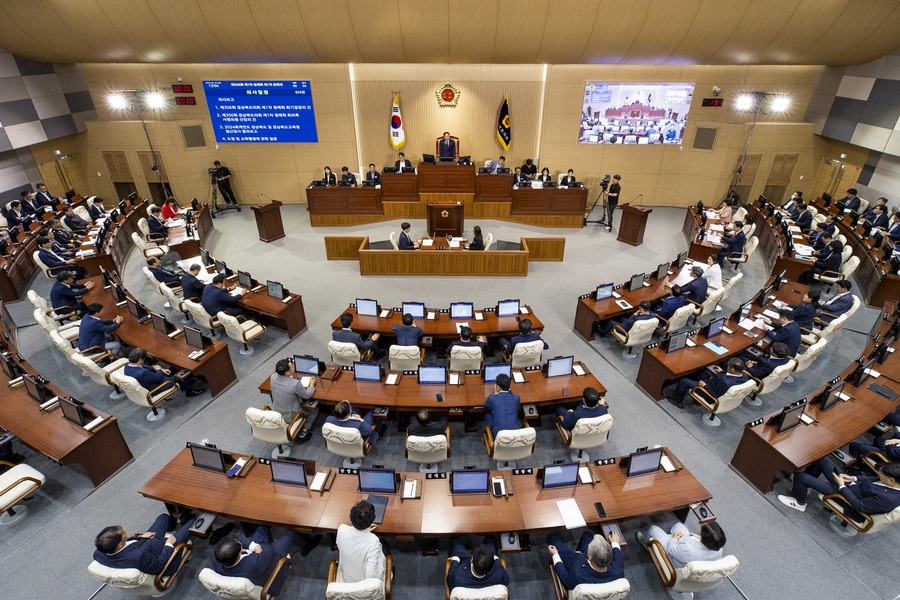 ▲ 경상북도의회는 8월 25일부터 9월 4일까지 제357회 임시회를 열고 11일간의 일정으로 의정활동에 돌입한다.ⓒ경북도의회