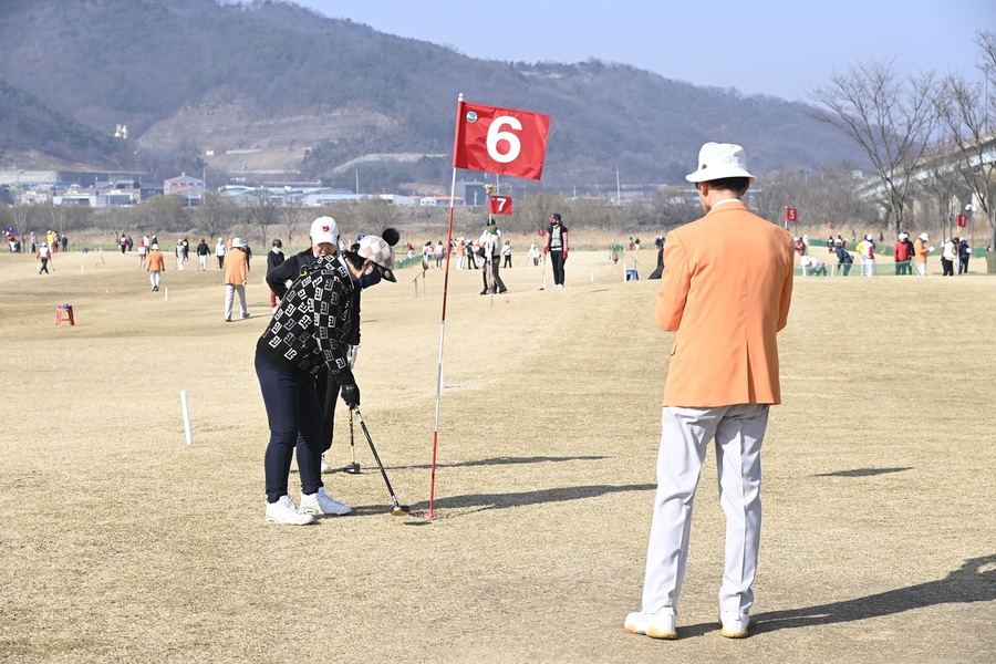 ▲ 달성군은 오는 8월 30일부터 9월 1일까지 3일간 ‘2025 달성군-MBN 전국파크골프대회’가 논공위천파크골프장에서 열린다.(2025년 8월 25일 달성군 MBN 전국파크골프대회 개최 사진).ⓒ달성군