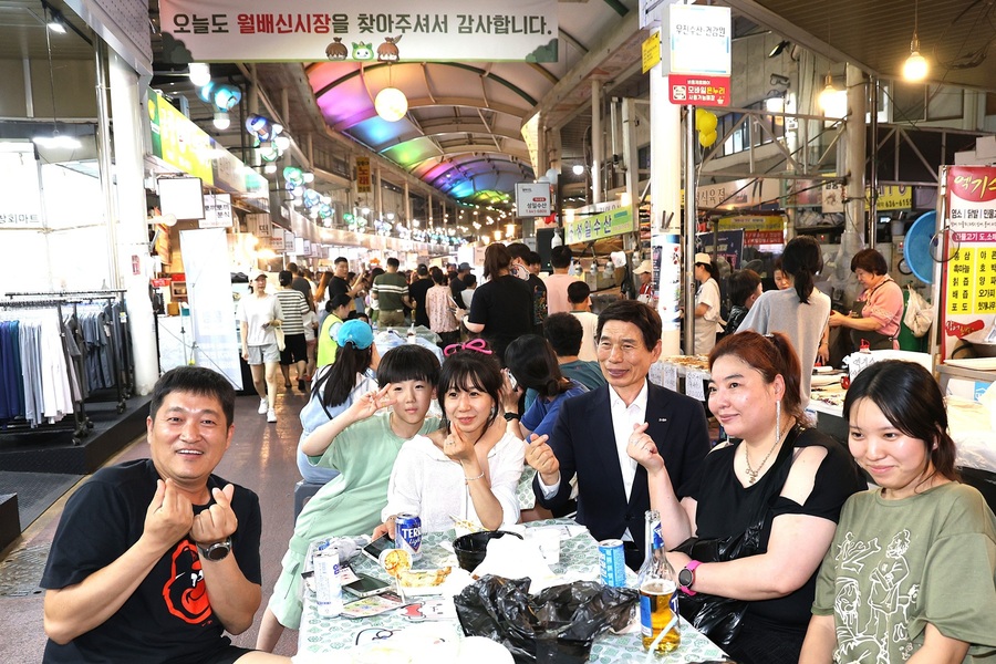 ▲ 대구 달서구(구청장 이태훈)와 월배·월배신시장 상인회는 8월 29일~30일 오후 6시부터 11시까지 월배·월배신시장에서 ‘2025년 월배·월배신시장 야시장’을 개최한다.ⓒ 달서구