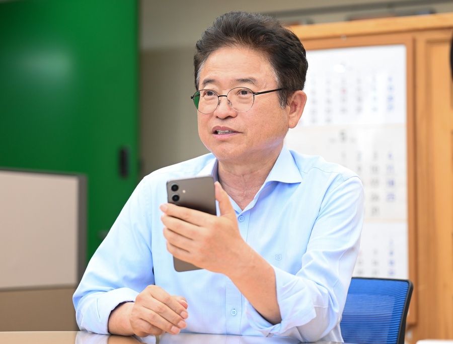 ▲ 지난 23일 도쿄에서 열린 한일 정상 회담에서 나온 ‘저출산·고령화 등 사회문제 공동 대응 합의’와 관련, 저출생과 전쟁을 선포한 경북도가 지자체 차원의 후속 조치에 발 빠르게 나섰다.ⓒ경북도