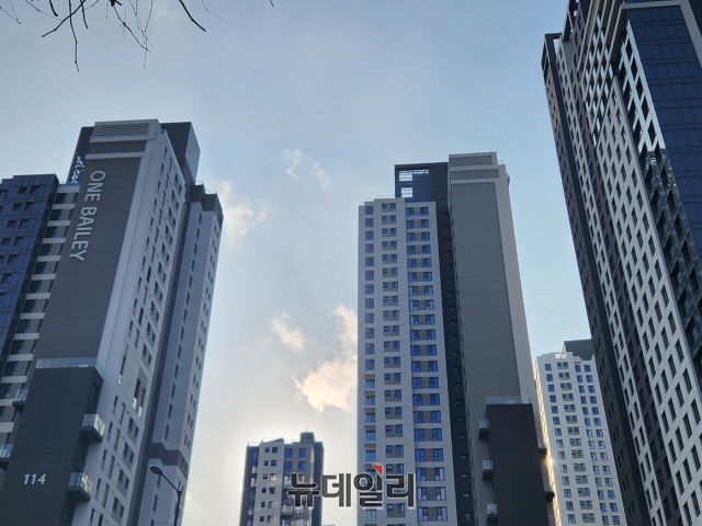 ▲ 서울 서초구 반포동 래미안 원베일리. ⓒ뉴데일리DB