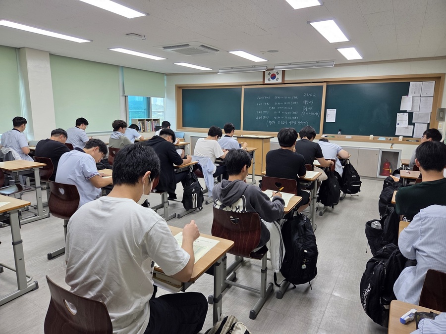 ▲ 경북교육청은 2026학년도 대학수학능력시험 경북 모의평가를 시행했다. ⓒ경북교육청