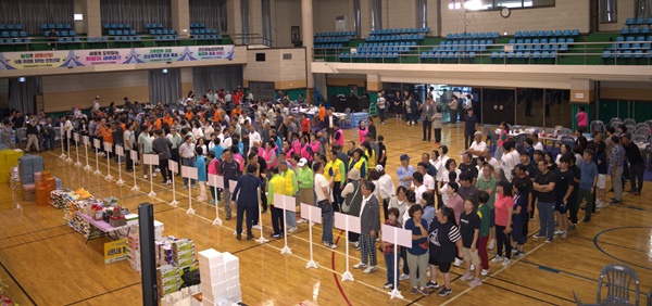 ▲ 부여 유스호스텔에서 ‘굿뜨래 농업대학 한마음대회’가 개최돼 졸업생과 재학생 400여 명이 함께했다.ⓒ부여군
