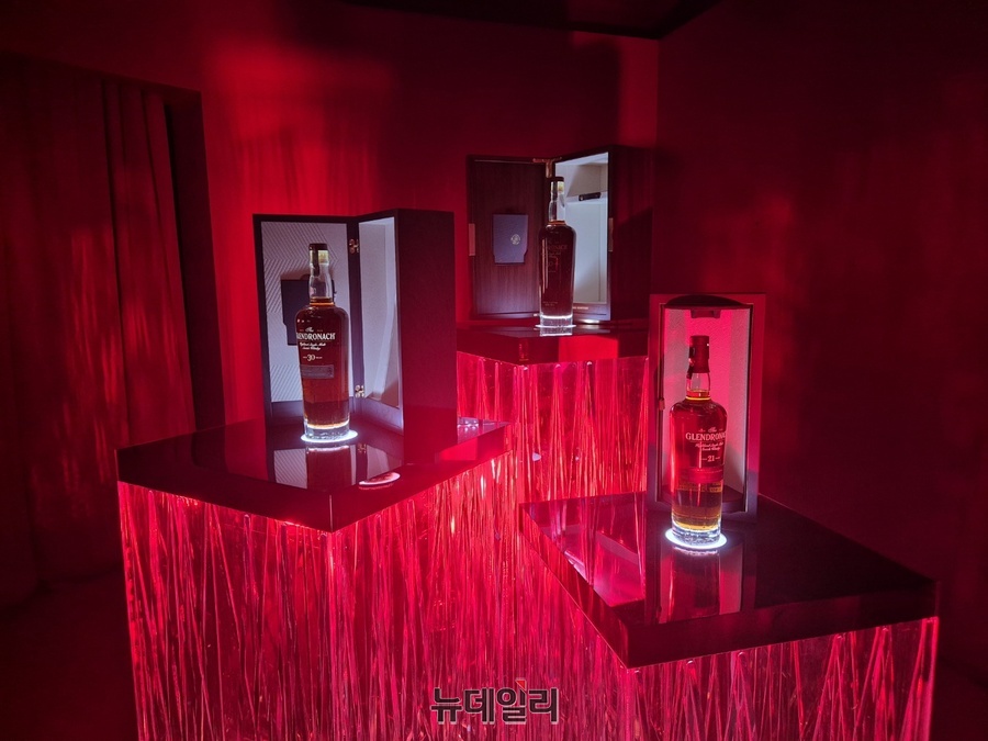 ▲ 이날 공개된 더 글렌드로낙 울트라 프리미엄 라인ⓒ조현우 기자