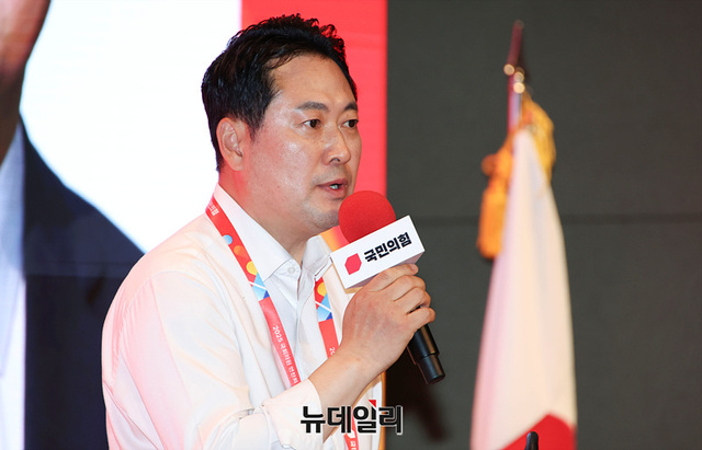 ▲ 장동혁 국민의힘 원내대표가 28일 오후 인천 영종도 인천국제공항공사 인재개발원에서 열린 국민의힘 연찬회에서 개회사를 하고 있다. (인천=서성진 기자)