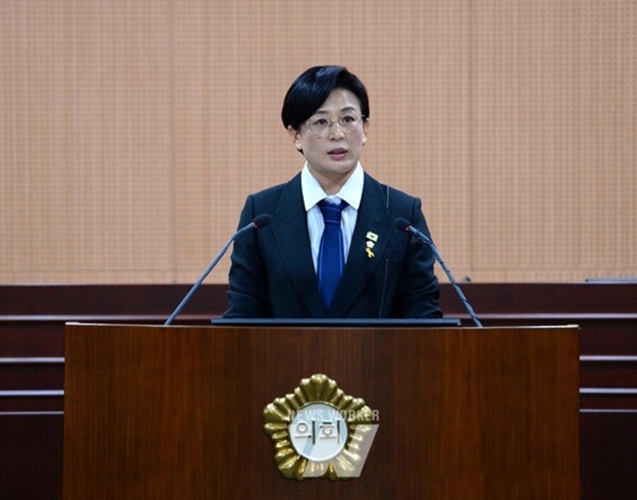 ▲ 광주 북구의회 전미용 의원(더불어민주당, 중흥1‧증흥‧신안‧임‧중앙동)이 지난 28일 열린 제304회 임시회 제1차 본회의 5분 자유발언에서 반복되는 수해에 대한 실질적 단기 대책과 근본적인 해결책 마련을 촉구했다.ⓒ광주시 북구의회 제공