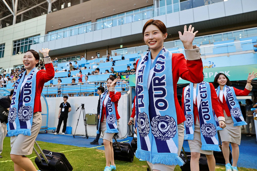 ▲ 티웨이항공이 최근 대구FC 홈경기에서 브랜드데이를 개최했다. ⓒ티웨이항공