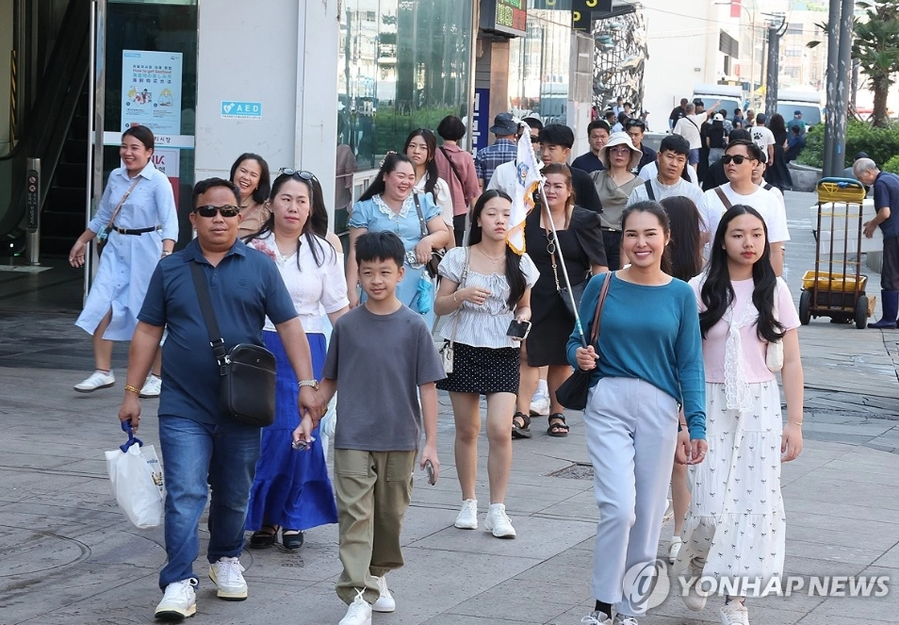 부산 외국인 관광객 7월 누적 200만 돌파