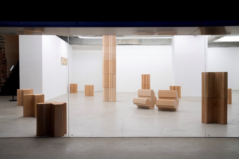 ▲ 금천예술공장 제16기 입주작가 기획전시 '심바이오틱 플래닛' 주요 작품 김주리(columns series).ⓒ서울문화재단