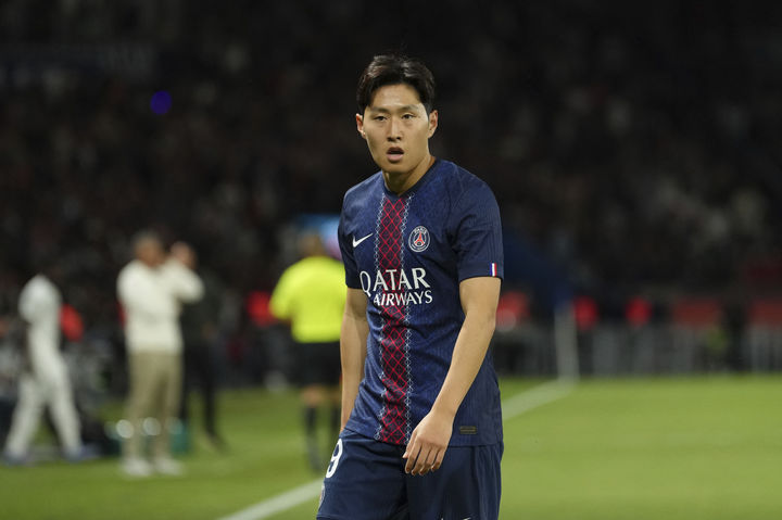 ▲ PSG 이강인과 바이에른 뮌헨 김민재가 UCL 명단에 이름을 올렸다.ⓒ뉴시스 제공