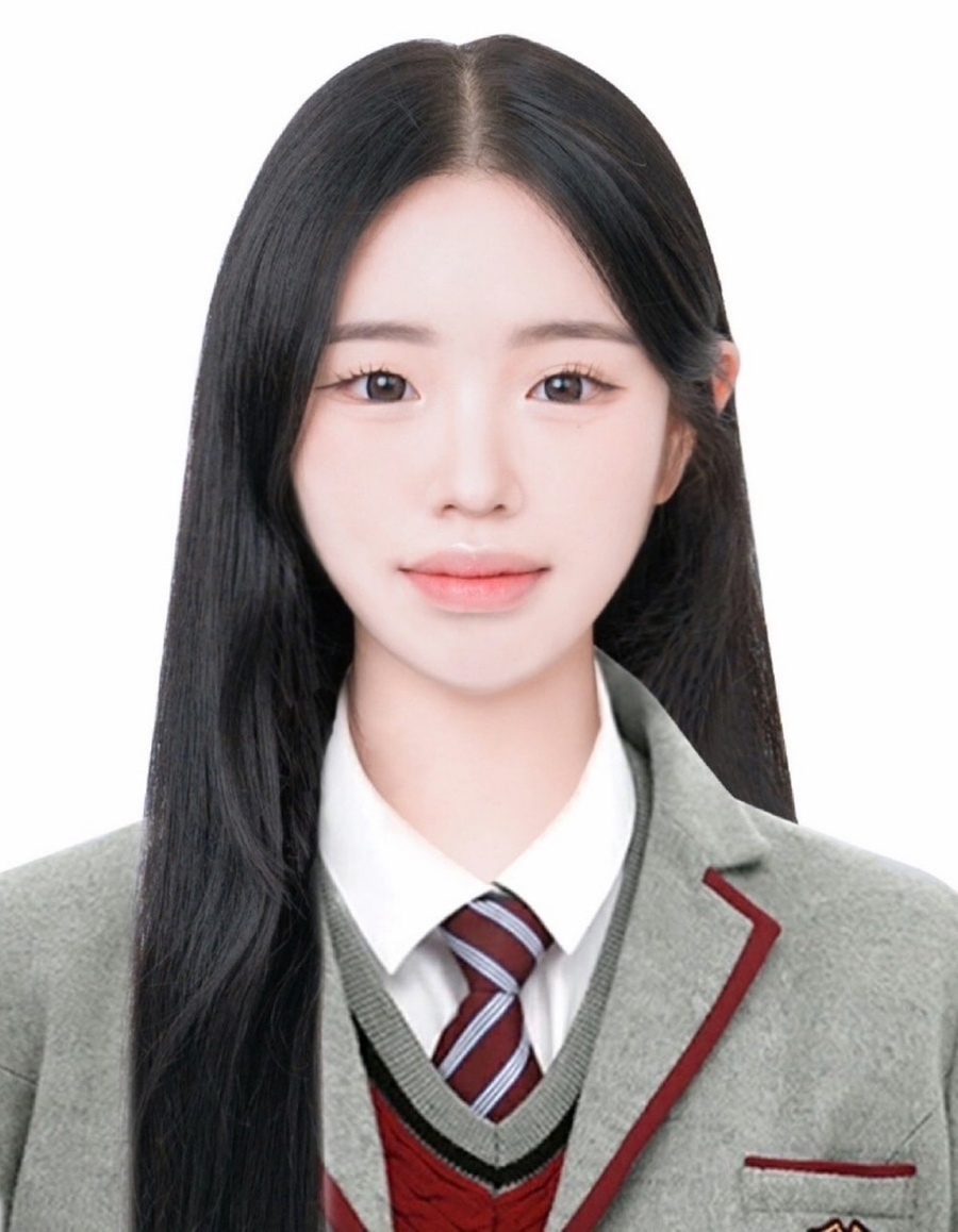 ▲ 박하영 전남여상 3학년 학생(2025년도 한국은행 최종합격)ⓒ광주시교육청 제공