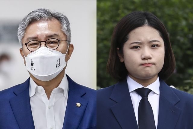 ▲ 최강욱 전 의원과 박지연 전 위원장. /뉴시스