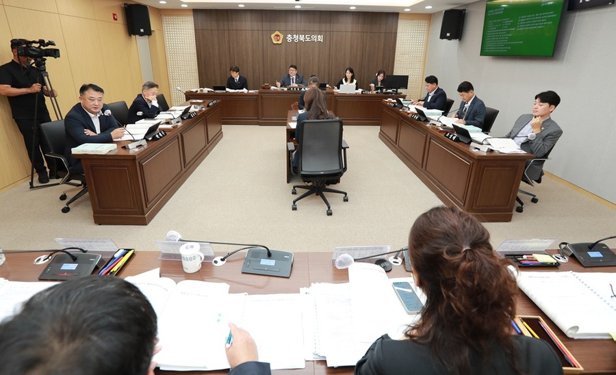 ▲ 충북도의회 행정문화위원회.ⓒ충북도의회