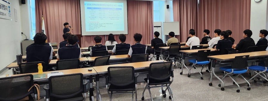 ▲ 광주시교육청, 직업계고 대상 한국철도공사 현장체험ⓒ광주시교육청 제공