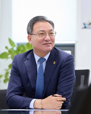 ▲ 대구시의회 하중환 의원(달성군1)은 4일 제319회 임시회에서 ‘대구시 청소년활동 진흥 조례안’을 대표 발의했다.ⓒ대구시의회