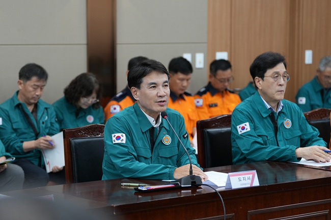 ▲ 김진태 도지사가 7일 오후 2시, 도청 제2청사 대회의실에서 '강릉 수자원 확보 긴급 대책회의'를 개최하고 실질적인 지원방안에 대한 심도 있는 논의를 가졌다.
ⓒ강원특별자치도
