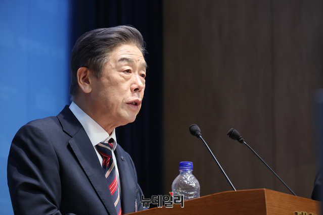 ▲ 김형석 독립기념관장이 8일 오전 국회 소통관에서 대국민 호소문 발표를 하고 있다. 2025.09.08. ⓒ이종현 기자