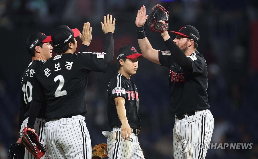 ▲ LG가 올 시즌 가장 먼저 포스트시즌 진출을 확정했다.ⓒ연합뉴스 제공