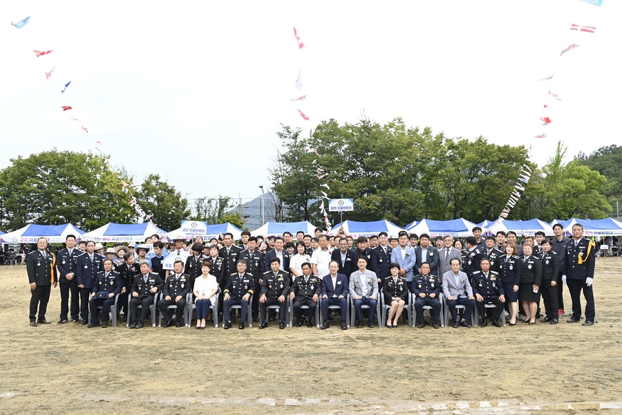 ▲ 달성군 자율방범연합대(대장 이종수)는 지난 7일 한국폴리텍대학 남대구캠퍼스에서 ‘제8회 한마음 체육대회’를 열고, 지역 치안유지에 힘써온 방범대원들의 노고를 격려했다.ⓒ달성군