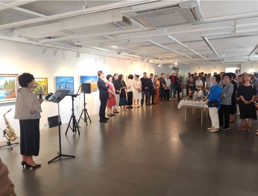 ▲ 국가정보기관 퇴직자 모임인 사단법인 양지회(회장 장종한) 산하 미술 동호회인 '양지화우회'가 지난 3일부터 8일까지 서울 종로구 인사동 '갤러리 라메르'에서 제21회 정기 전시회를 성황리에 마무리했다. ⓒ양지회 제공
