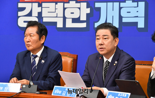 ▲ 더불어민주당 정청래 대표(왼쪽)와 김병기 원내대표.ⓒ뉴데일리DB