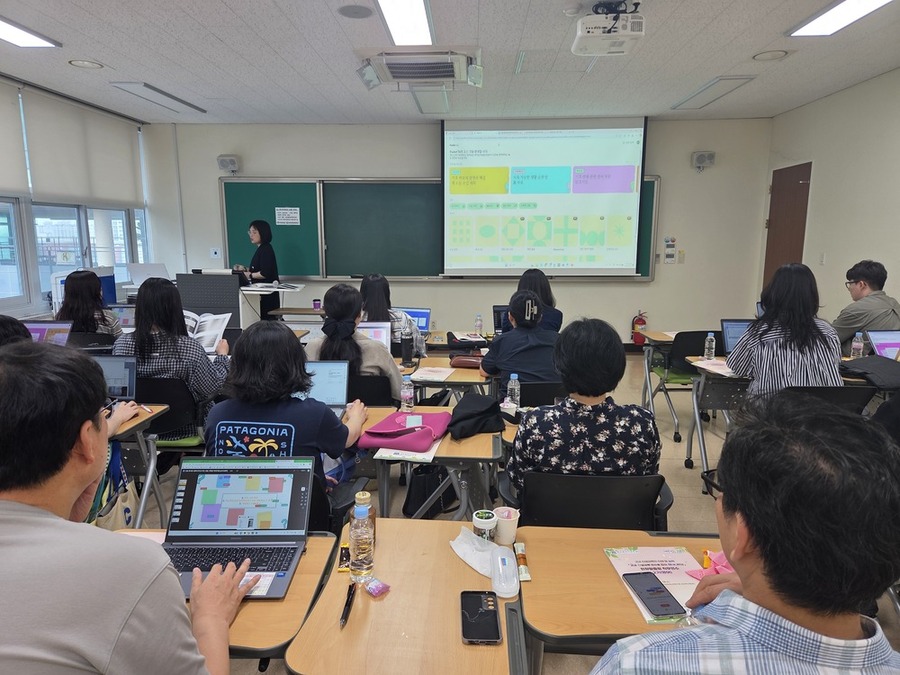 ▲ 광주시교육청, 고교 신설과목 직무연수 운영ⓒ광주시교육청 제공 ▲ 광주시교육청, 고교 신설과목 직무연수 운영ⓒ광주시교육청 제공