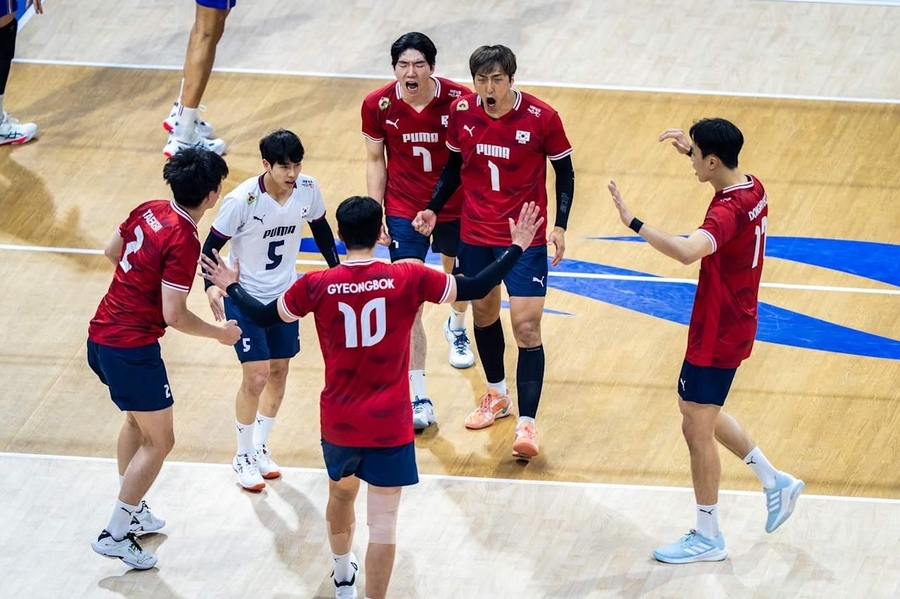 ▲ 한국 배구대표팀이 FIVB 세계선수권대회 첫 경기에서 프랑스에 0-3 완패를 당했다.ⓒFIVB 제공