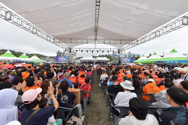▲ 월성원자력본부는 지난 13일 경주시 양남면 하서항 일원에서 개최된 ‘제7회 양남 주상절리 한마음 축제’를 지원했다.ⓒ월성본부