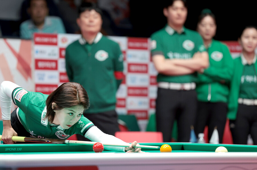 ▲ '당구 여제' 김가영이 2승을 책임진 하나카드가 2연승을 질주했다.ⓒPBA 제공