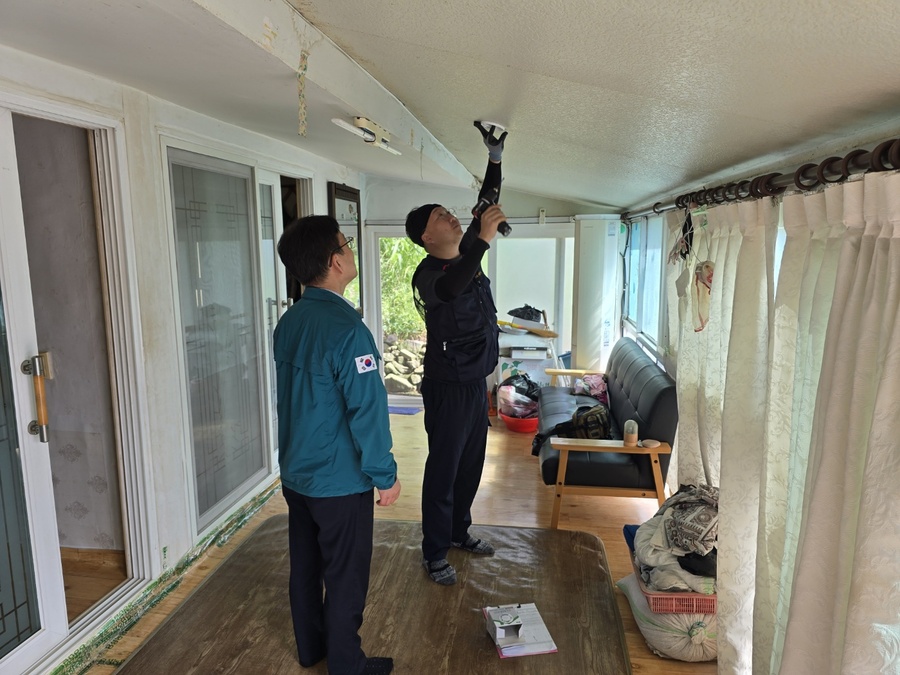 ▲ 경산시(시장 조현일)는 화재 초기 진압에 제약이 있는 상황을 해결하고 안전한 경산을 만들기 위해 재난 취약계층과 소방서 원거리 지역에 주택용 소방시설을 지원한다.ⓒ경산시