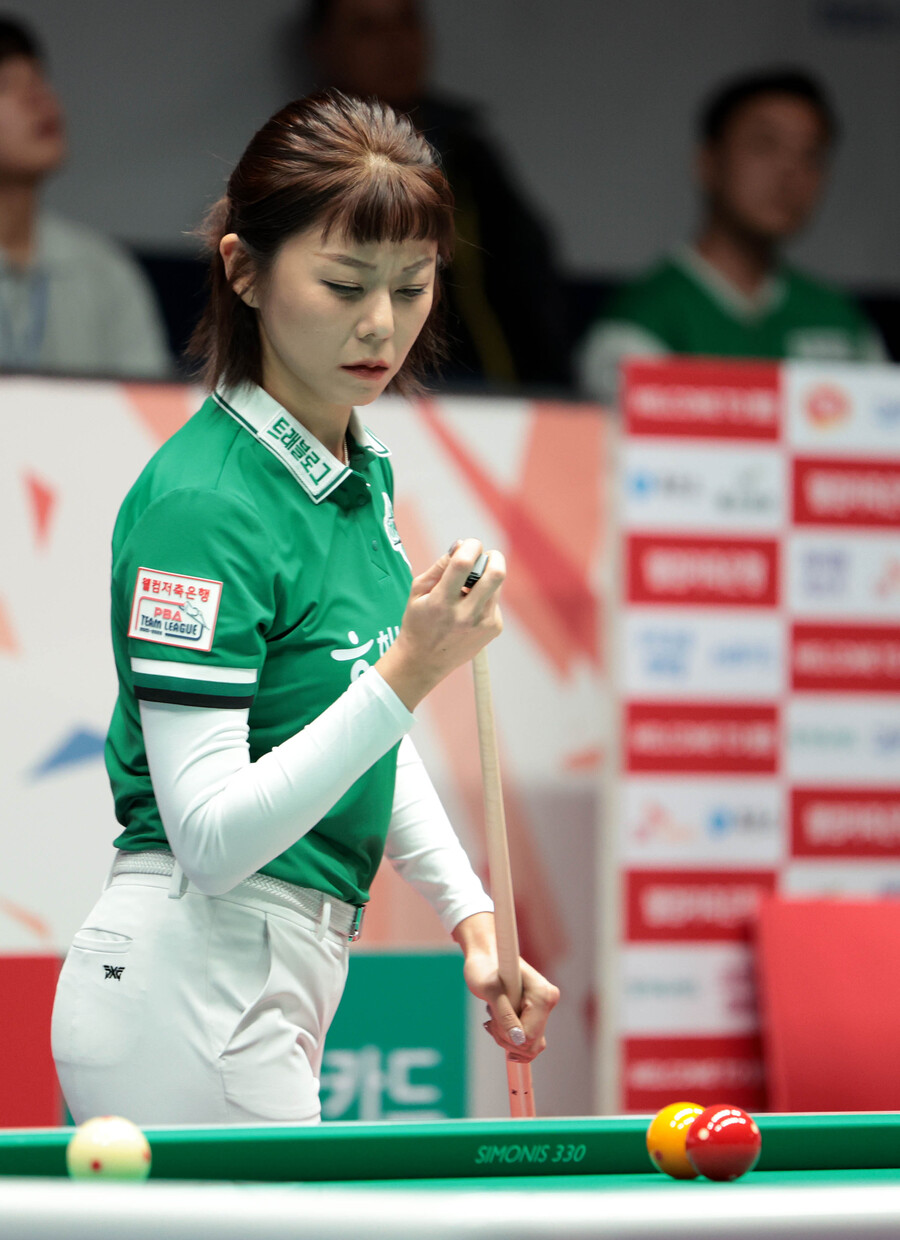 ▲ 김가영이 2승을 수확한 하나카드가 하림을 잡고 선두 자리를 지켜냈다.ⓒPBA 제공