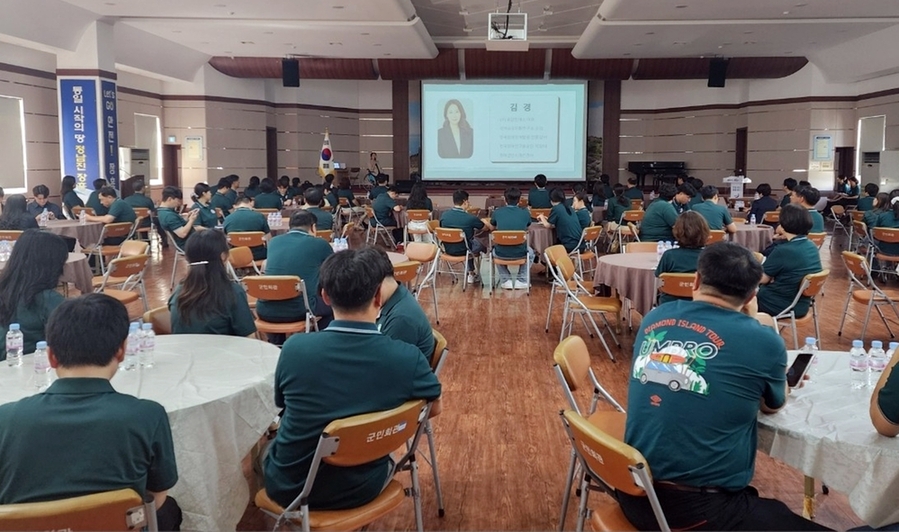 ▲ 장애인식개선 장애인 생산품 우선구매ⓒ장흥군 제공