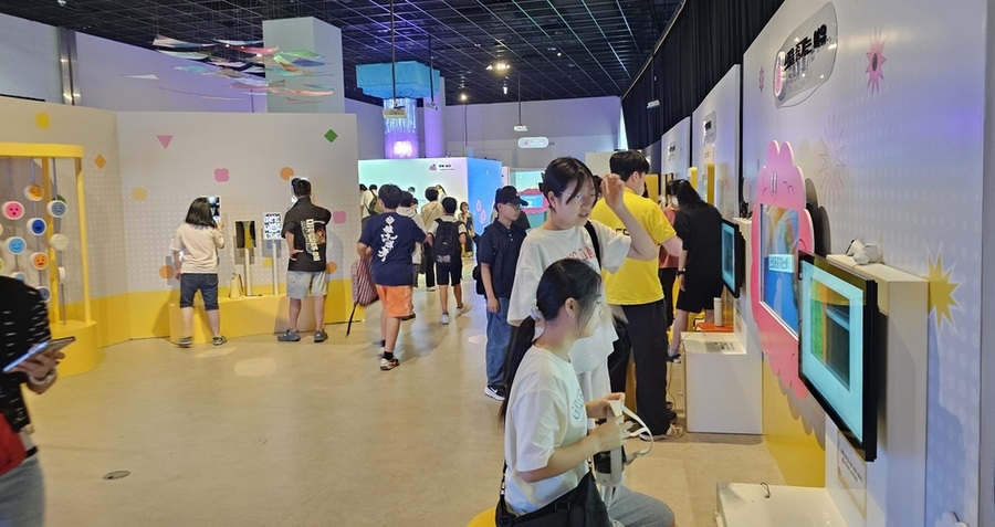 ▲ 창의융합교육원, 국립광주과학관 ‘뇌과학 특별전’ 체험학습 지원ⓒ광주광역시 교육청 제공